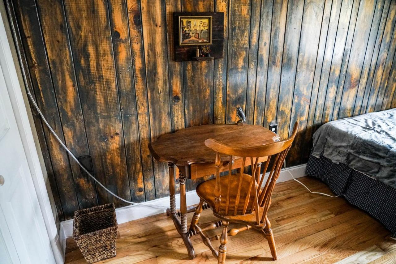 Mid-Century Vintage Brick Ranch Upstairs Guesthouse Sevierville Buitenkant foto